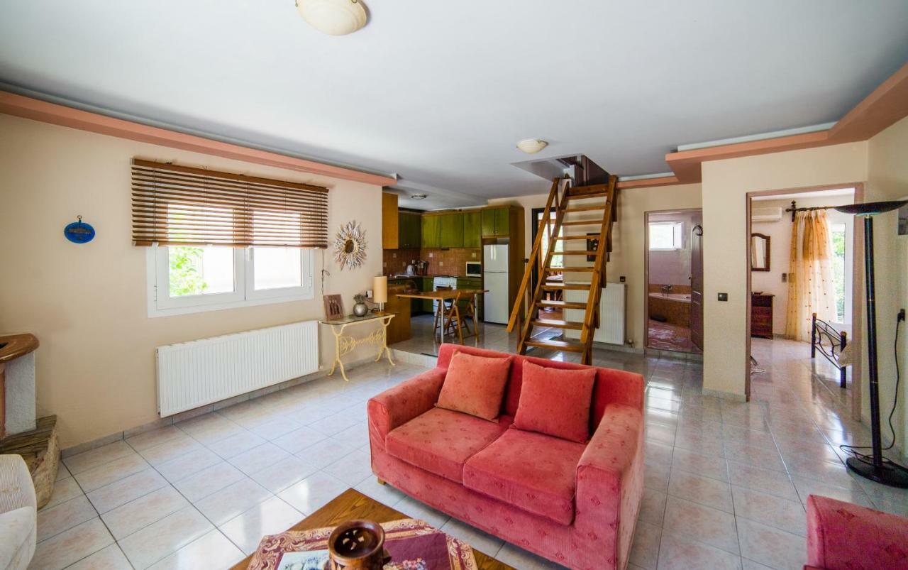Eleana Villa Angouseliana Exterior photo